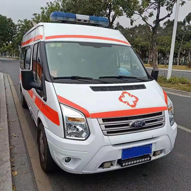 湾岭镇用途不同，救护车装备标准也不同